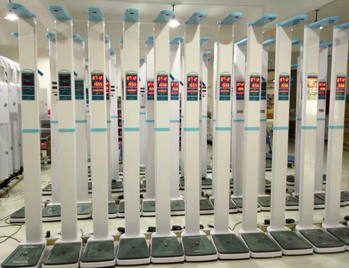 Máquina dobrável da escala de BMI com a escala de medição da altura e do peso da exposição de diodo emissor de luz