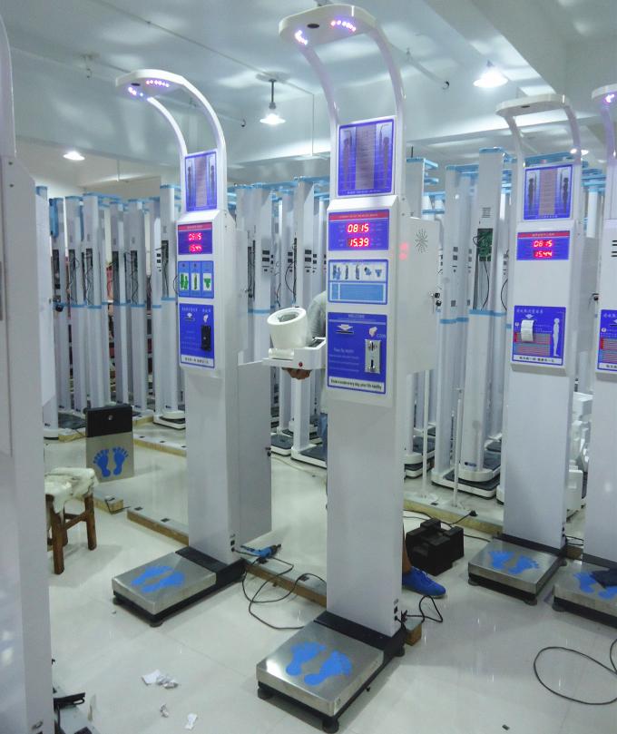 AC110V - máquina da altura e do peso de 220V Digitas com medidor da pressão sanguínea